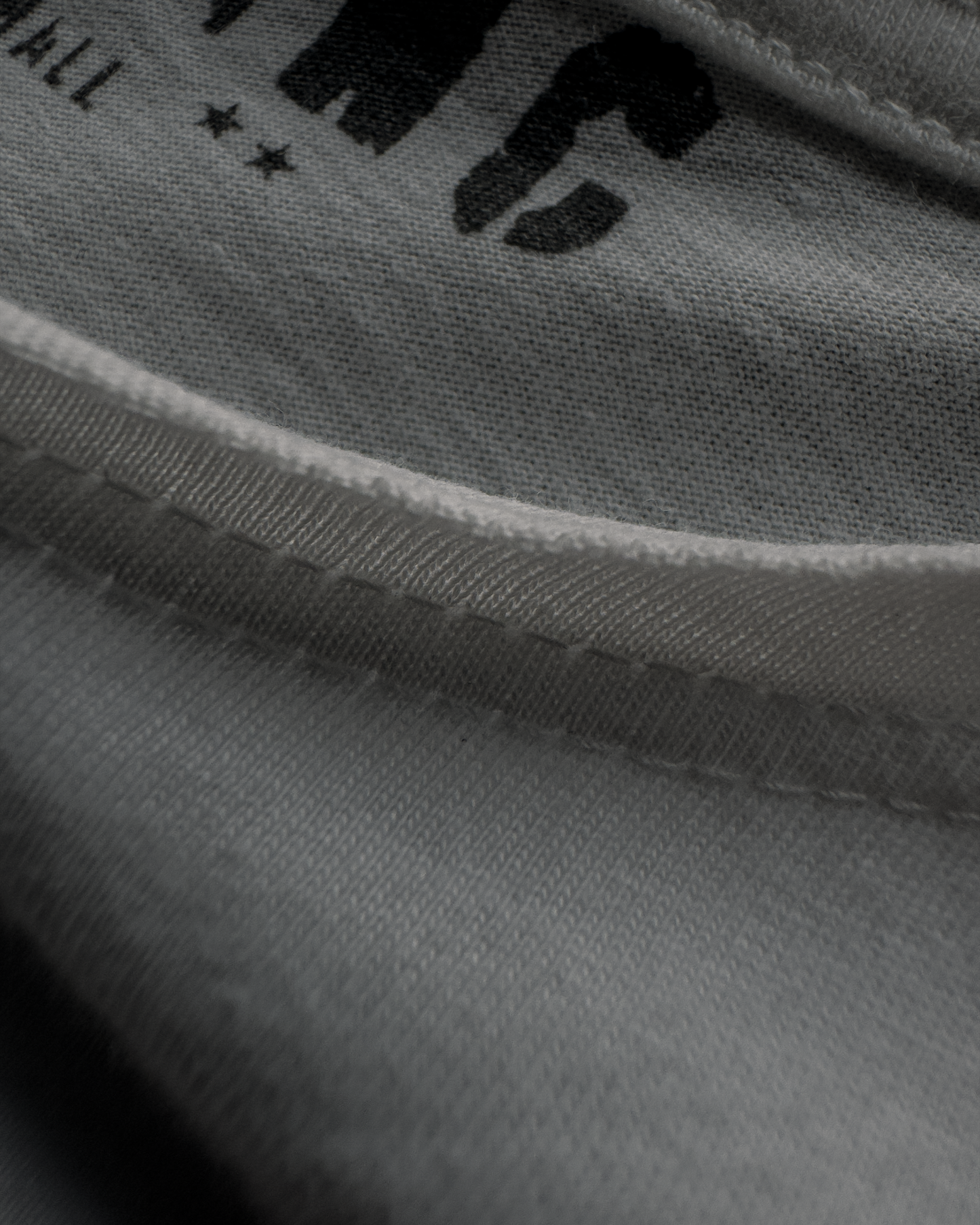 INVICTUS TEE
