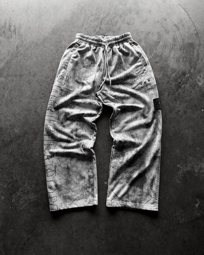 "GHOST" ULTRA BAGGY SWEATS (SLIGHT DEFECT CHECK DESCRIPTION)
