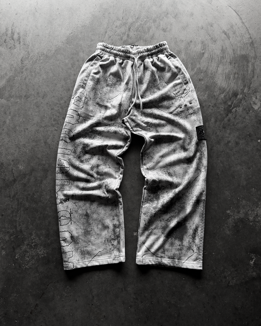 "GHOST" ULTRA BAGGY SWEATS (SLIGHT DEFECT CHECK DESCRIPTION)