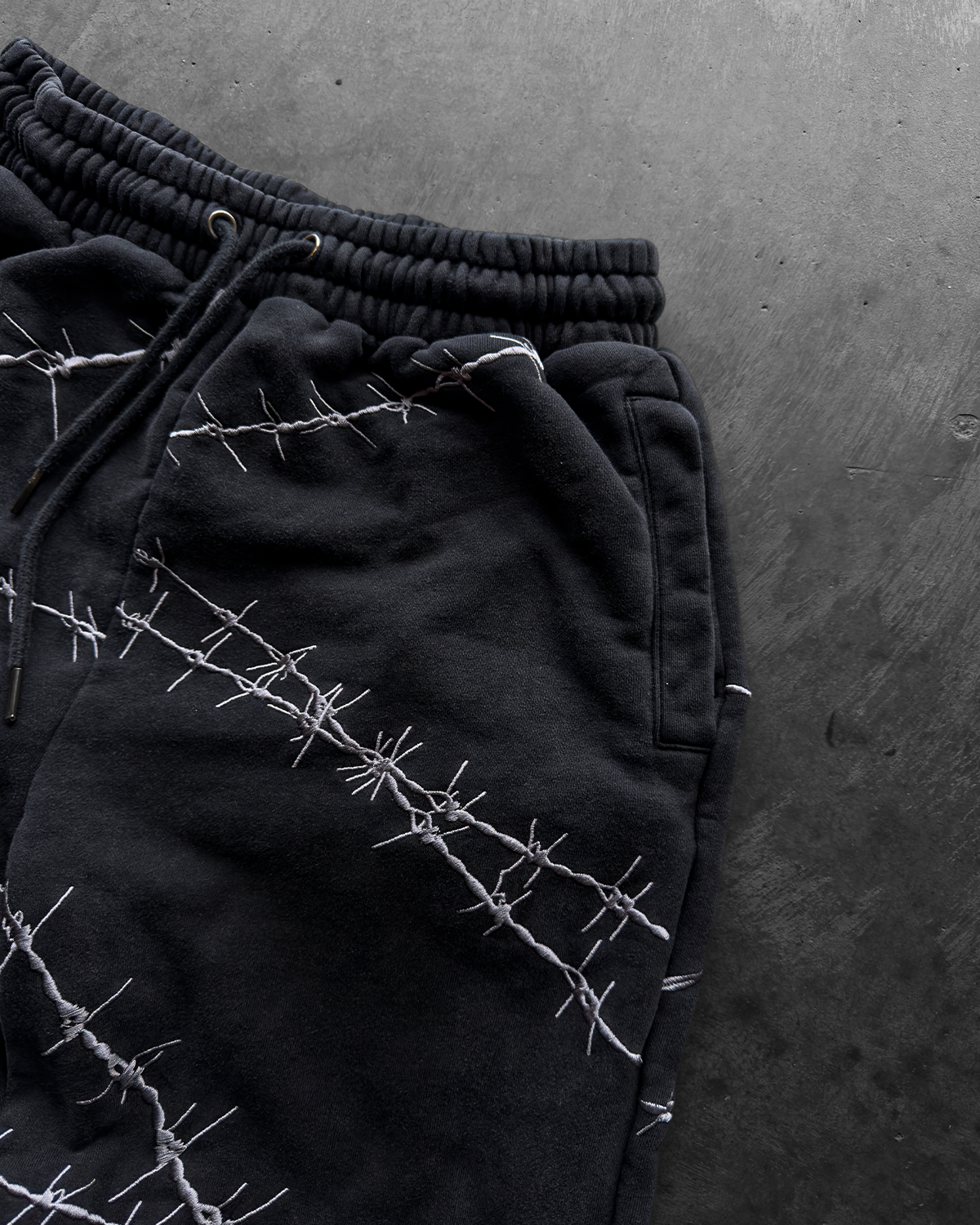 BARBED SWEATS