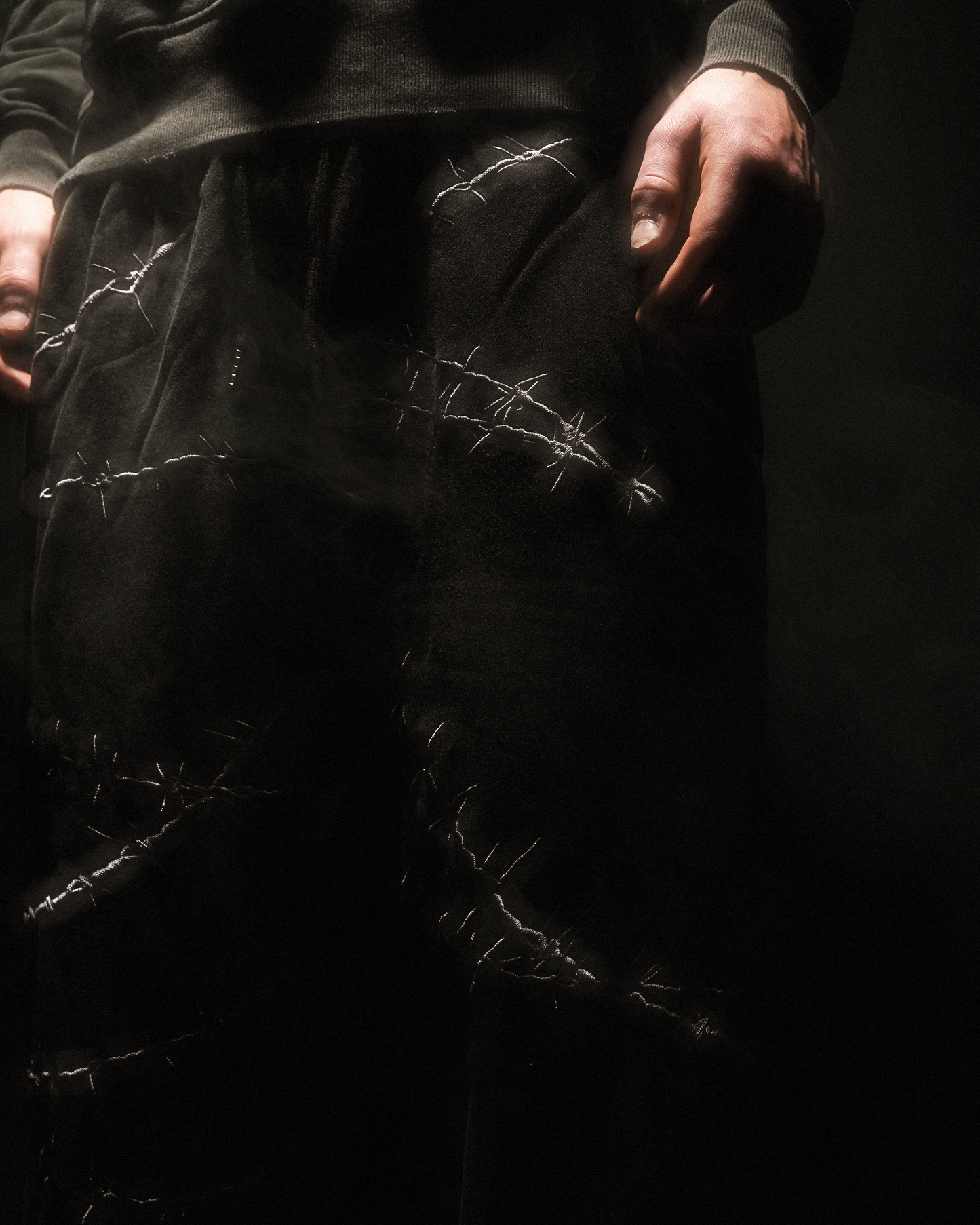 BARBED SWEATS