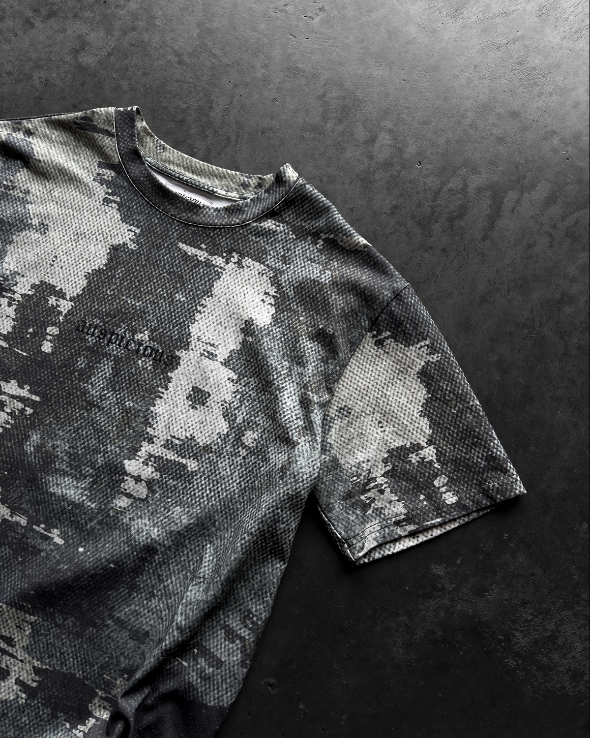VEIL TEE